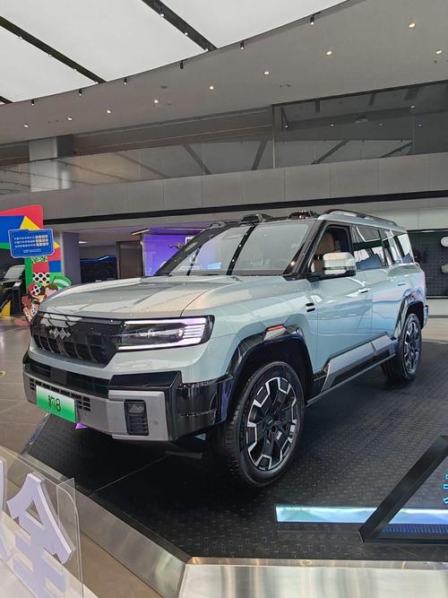 惠州316比亚迪方程豹硬派越野的爆款，英菲尼迪35周年与你共成长